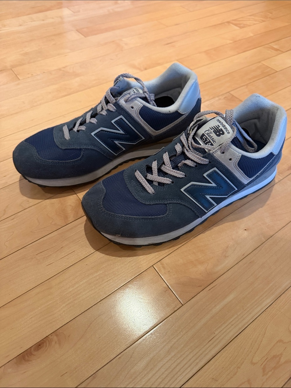 New Balance Men's 574 Classic Navy and Light Gray Sneakers